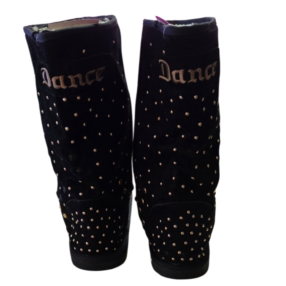 Elegant Black Studded Winter Boots - Picture 3 of 7